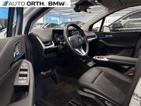 Gebraucht BMW 218 Active Tourer Performance 150 PS (110 kW) 2022 Weiß Van / Kleinbus