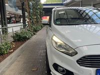Gebraucht Ford S-MAX Titanium 179 PS (131 kW) 2016 Weiß Van / Kleinbus