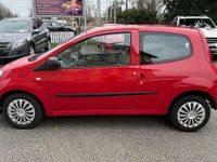 Gebraucht Renault Twingo 58 PS (42 kW) 2011 Rot Kleinwagen