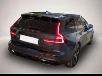 Gebraucht Volvo V60 Ultimate 197 PS (144 kW) 2024 Manufacturer Kombi