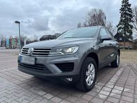 Gebraucht VW Touareg 237 PS (174 kW) 2014 Grau SUV