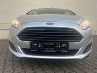 Gebraucht Ford Fiesta SYNC Edition 82 PS (60 kW) 2014 Polarsilber metallic Kleinwagen