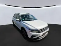 Gebraucht VW Tiguan Life 150 PS (110 kW) 2022 Weiß SUV