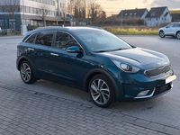 Gebraucht Kia Niro Spirit 141 PS (103 kW) 2017 Blau SUV