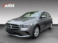 Gebraucht Mercedes B180 Style 136 PS (100 kW) 2019 Grau Kleinwagen