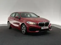 Gebraucht BMW 118 Advantage 140 PS (102 kW) 2020 Rot Limousine