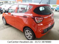 Gebraucht Hyundai i10 Classic 67 PS (49 kW) 2019 Rot Kleinwagen