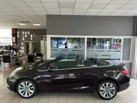 Gebraucht Opel Cascada Sport 170 PS (125 kW) 2015 Braun Cabrio