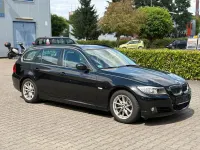 Gebraucht BMW 325 218 PS (160 kW) 2012 Saphirschwarz Kombi