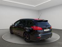 Second-hand Ford Focus ST-Line 150 CP (110 kW) 2017 Negru Break