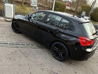 Gebraucht BMW 116 109 PS (80 kW) 2015 Schwarz Kleinwagen