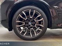 Gebraucht BMW X5 M Sport 352 PS (258 kW) 2025 Saphirschwarz metallic SUV