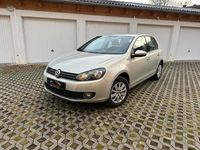 Gebraucht VW Golf VI 105 PS (77 kW) 2011 Silber Kleinwagen