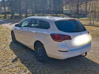 Gebraucht Opel Astra 110 PS (80 kW) 2011 Weiß Kombi