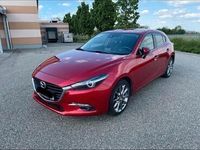 gebraucht Mazda 3 Skyactiv in Soul Red mit wenig Kilometer