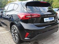 Neu Ford Focus Titanium X 125 PS (91 kW) 2025 Schwarz Limousine