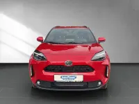 Neu Toyota Yaris Cross 131 PS (96 kW) 2026 Rot SUV