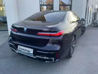Gebraucht BMW i7 Sport Line 484 kW (659 PS) 2025 Belladonna purple Limousine