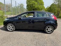 Usata Ford Fiesta Titanium 90 CV (66 kW) 2011 Nero Utilitaria