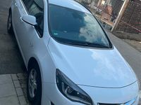 Gebraucht Opel Astra 165 PS (121 kW) 2014 Weiß Kombi