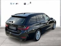 Gebraucht BMW 320e Efficient Dynamics 204 PS (150 kW) 2024 Schwarz metallic Kombi
