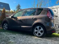 Gebraucht Renault Scenic E-Tech 131 PS (96 kW) 2010 Braun Van / Kleinbus