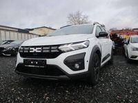 Gebraucht Dacia Jogger Extreme 101 PS (74 kW) 2023 Weiß Van / Kleinbus