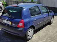 Używany Renault Clio II Authentique 58 KM (42 kW) 2004 Sedan/Limuzyna