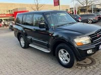 Gebraucht Mitsubishi Pajero Elegance 165 PS (121 kW) 2000 Schwarz SUV