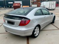 Gebraucht Mercedes C230 193 PS (141 kW) 2002 Silber Coupé