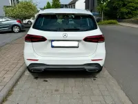 Gebraucht Mercedes B200 163 PS (119 kW) 2019 Weiß Van / Kleinbus