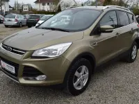 Gebraucht Ford Kuga Titanium 140 PS (102 kW) 2013 Grün SUV