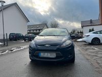 Gebraucht Ford Fiesta 82 PS (60 kW) 2011 Blau Kleinwagen
