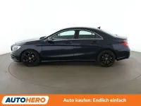 Gebraucht Mercedes CLA200 Urban 136 PS (100 kW) 2017 Blau Coupé