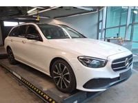 Gebraucht Mercedes E220 200 PS (147 kW) 2023 Weiß Kombi