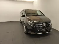 Gebraucht Mercedes V300 237 PS (174 kW) 2024 Obsidianschwarz metallic Van / Kleinbus