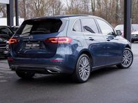 Gebraucht Mercedes E250 Progressive 160 PS (117 kW) 2022 Denimblau metallic Limousine