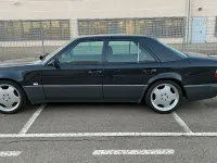 Gebraucht Mercedes E500 326 PS (239 kW) 1993 Schwarz Limousine
