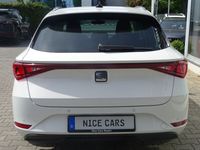 Gebraucht Seat Leon 4Drive 150 PS (110 kW) 2023 Weiß Limousine
