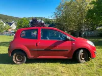 Gebraucht Renault Twingo 58 PS (42 kW) 2008 Rot Kleinwagen