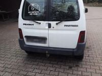 Gebraucht Peugeot Partner 90 PS (66 kW) 2002 Weiß Van / Kleinbus