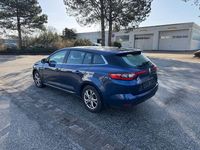 Gebraucht Renault Mégane IV Life 101 PS (74 kW) 2017 Blau Limousine