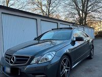 Gebraucht Mercedes E250 AMG line 204 PS (150 kW) 2012 Grau Coupé