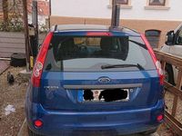 Gebraucht Ford Fiesta Trend 80 PS (58 kW) 2007 Blau Kleinwagen