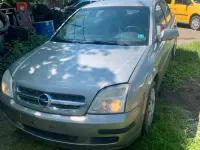 Gebraucht Opel Vectra 146 PS (107 kW) 2002 Silber Kleinwagen