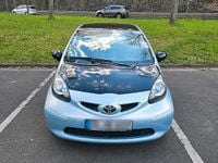 Gebraucht Toyota Aygo 68 PS (50 kW) 2006 Blau Kleinwagen