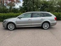 Gebraucht Skoda Superb 170 PS (125 kW) 2015 Silber Kombi