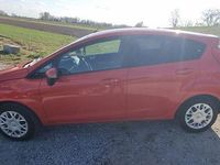 Gebraucht Ford Fiesta SYNC Edition 80 PS (58 kW) 2013 Rot Kleinwagen