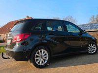 Gebraucht Mercedes B200 136 PS (100 kW) 2017 Schwarz Van / Kleinbus