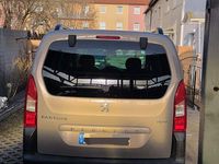 Gebraucht Peugeot Partner Tepee 120 PS (88 kW) 2010 Beige Van / Kleinbus